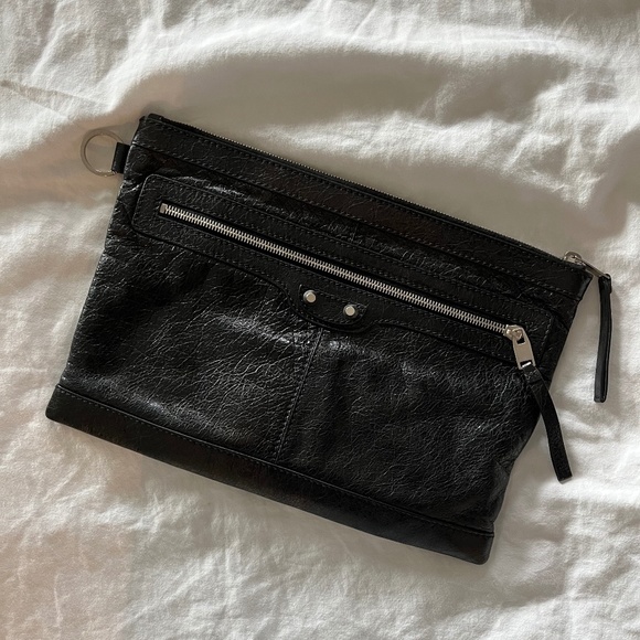 Balenciaga Handbags - Balenciaga Classic Clutch